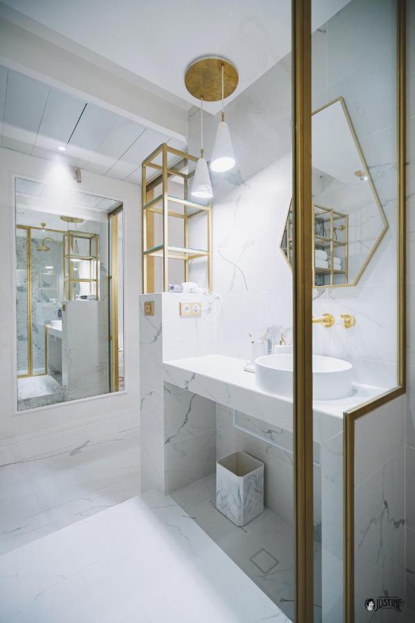 Suite Kintsugi By Justine Apartments Apartamento Turistico En Madrid Rio Ngoại thất bức ảnh